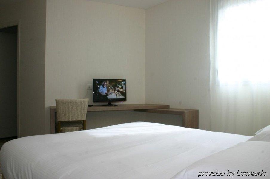 Brit Hotel Alghotel Канкал Екстериор снимка