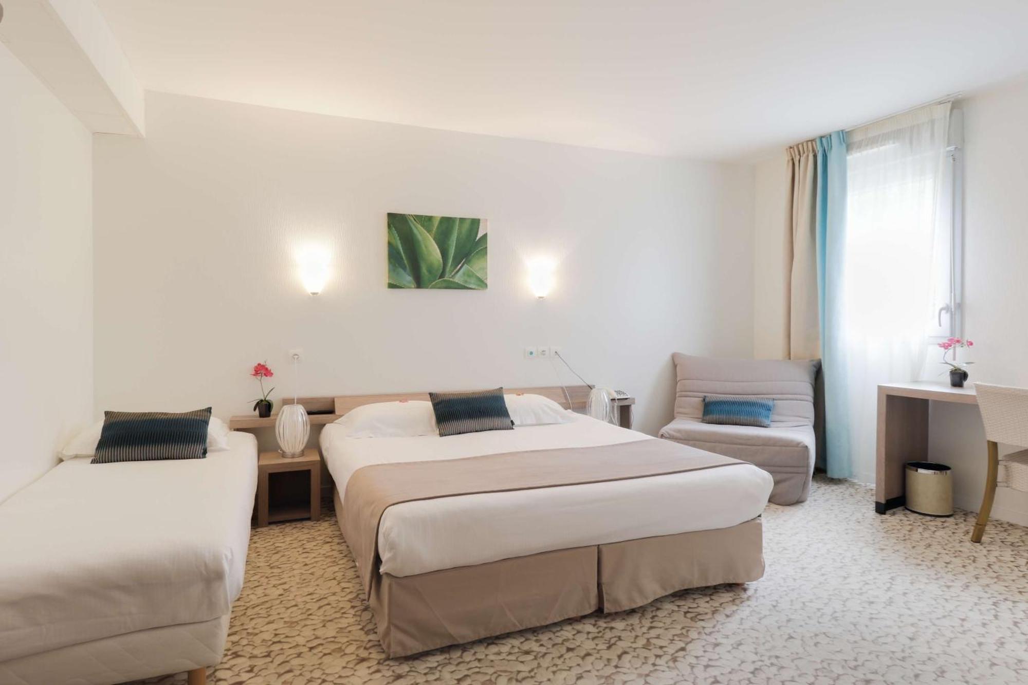 Brit Hotel Alghotel Канкал Екстериор снимка