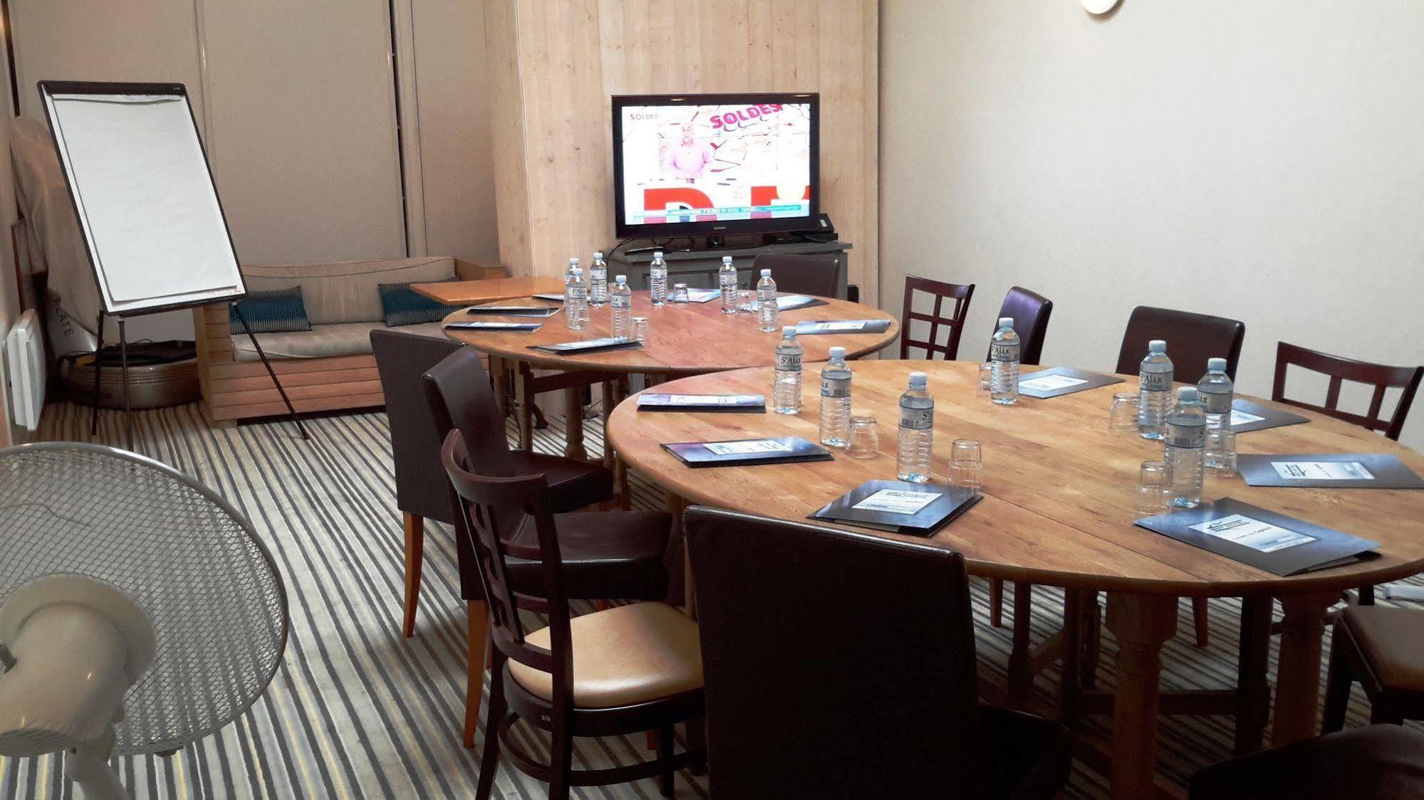 Brit Hotel Alghotel Канкал Екстериор снимка
