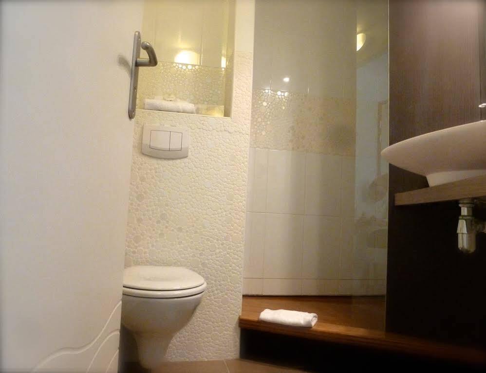 Brit Hotel Alghotel Канкал Екстериор снимка
